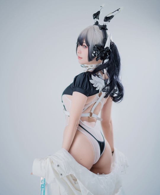 Ely_eee(ElyEE子) - CyberGirl Blanche