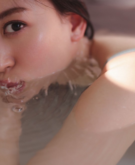 上西恵 「EDGE OF K」写真集