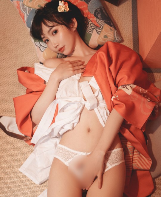 可爱人气Coser 面饼仙儿 - 和服内景